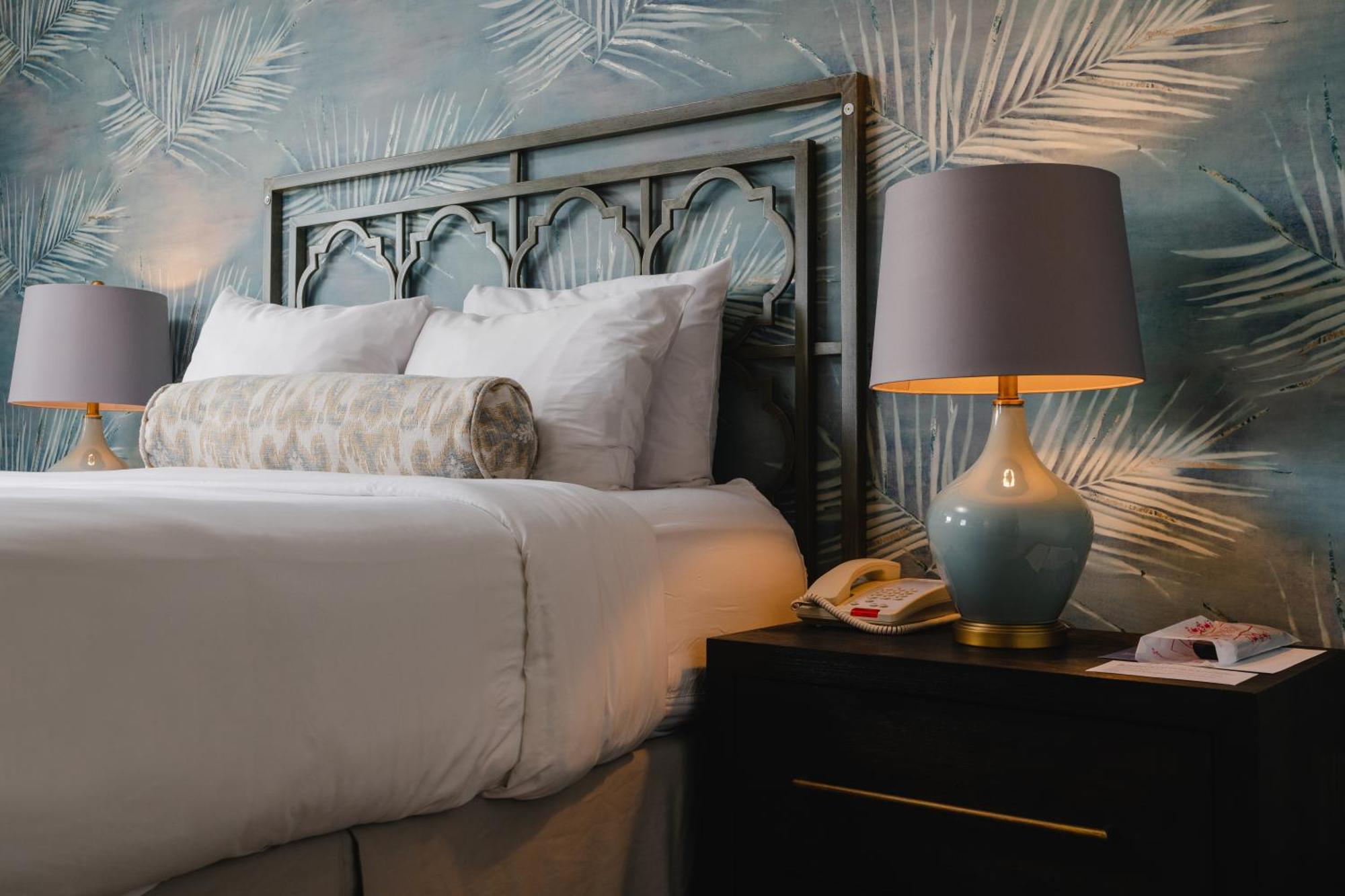 The Geneva Inn Lake Geneva Bagian luar foto