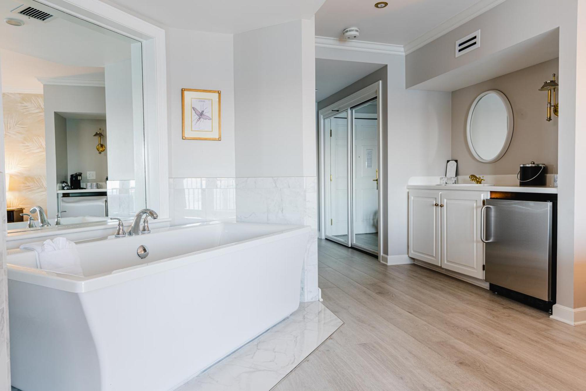 The Geneva Inn Lake Geneva Bagian luar foto