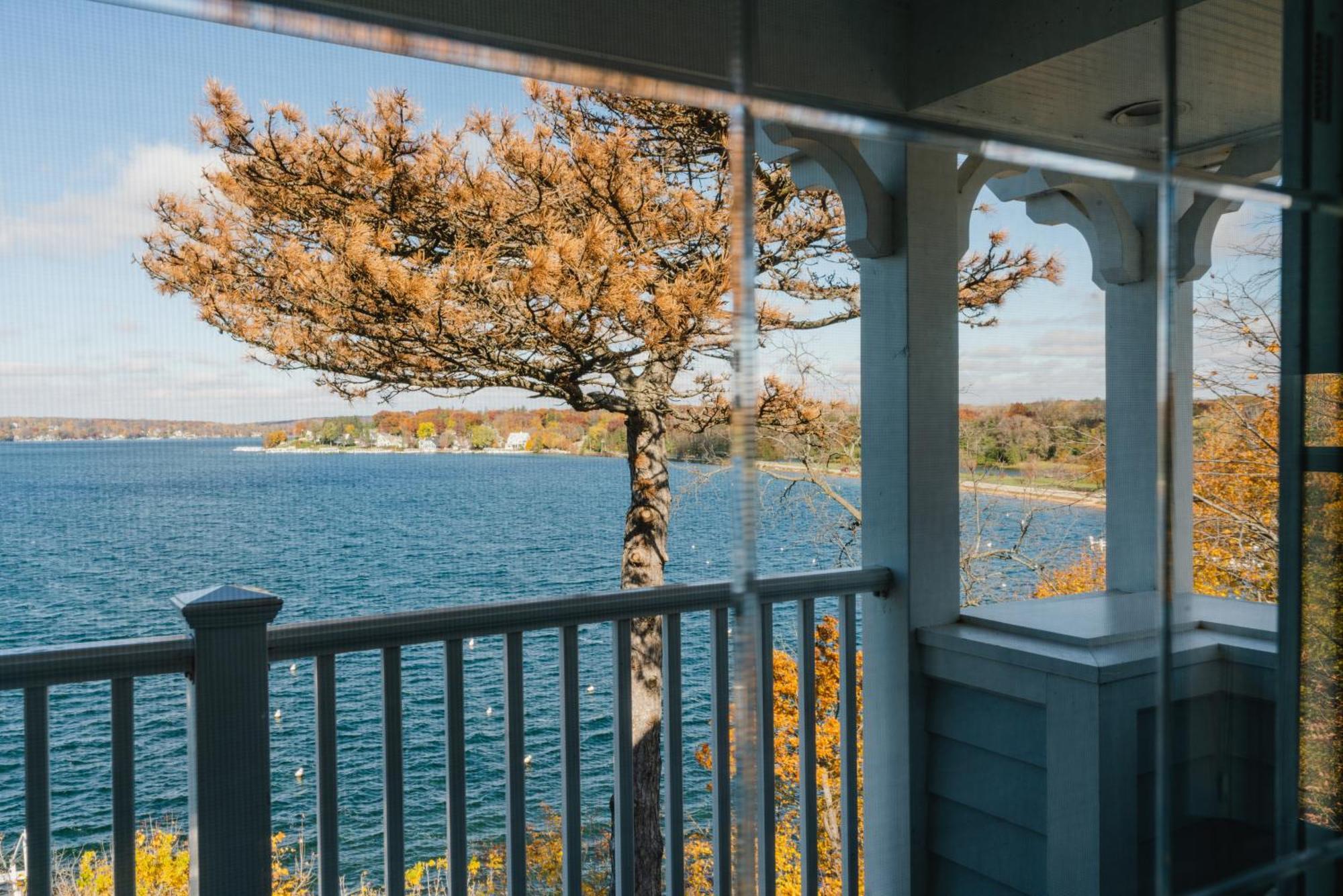 The Geneva Inn Lake Geneva Bagian luar foto