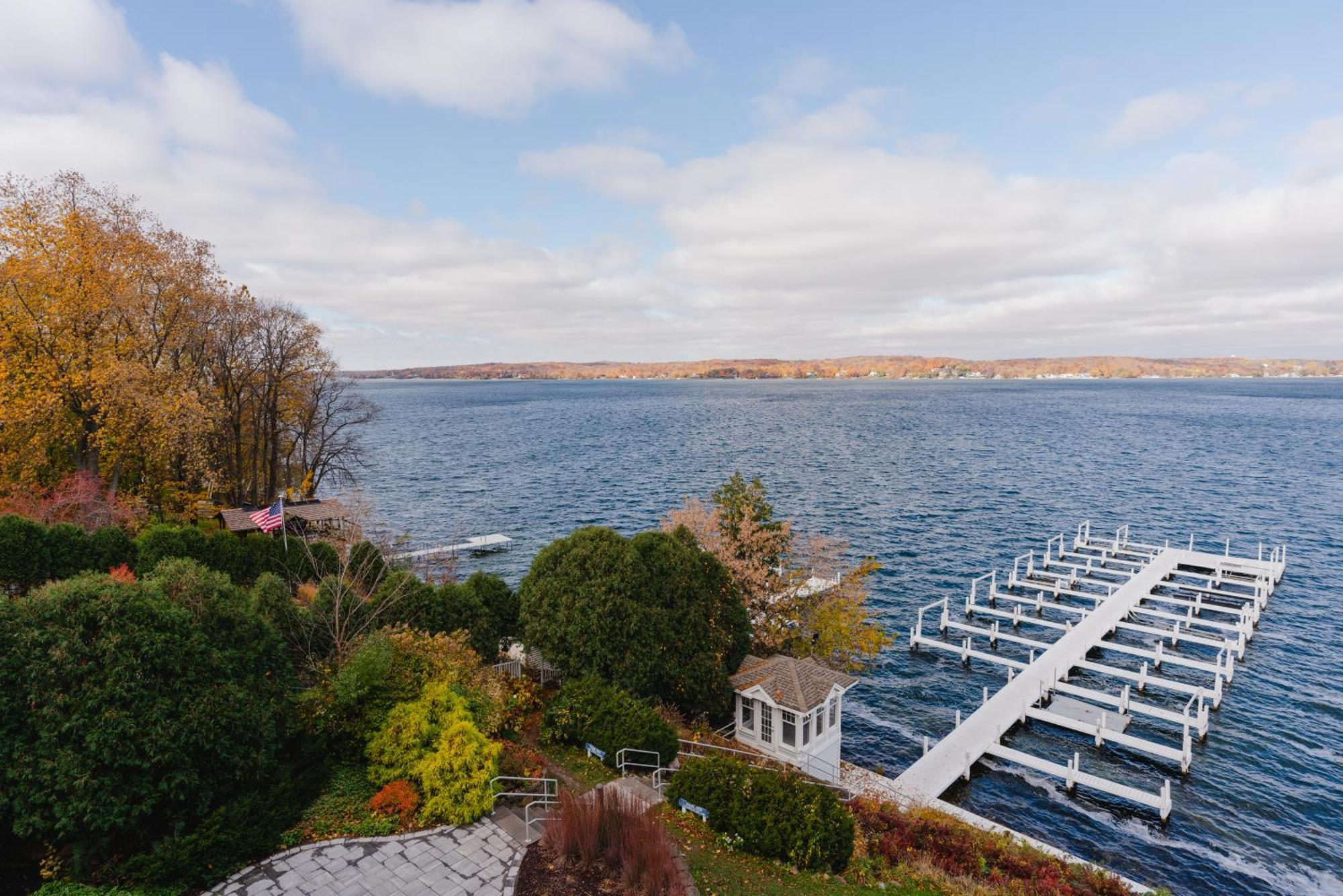 The Geneva Inn Lake Geneva Bagian luar foto